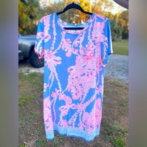 Lilly Pulitzer Tee Dress Casual / Size XL